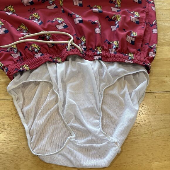 Life Is Good Swim Shorts Mens Med Red Lined 7" Trunks UPF 50 USA Patriotic Dog - Picture 5 of 12